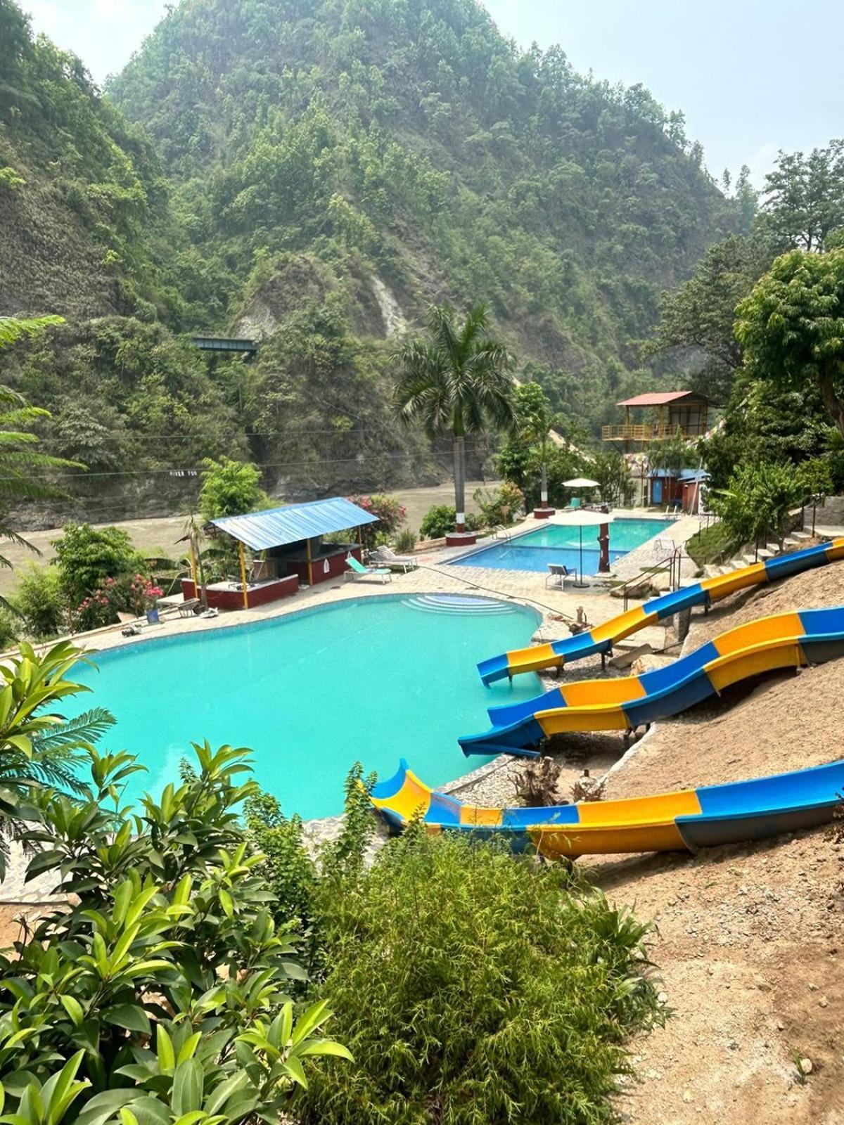 River Fun Beach Resort Gorkhā Esterno foto